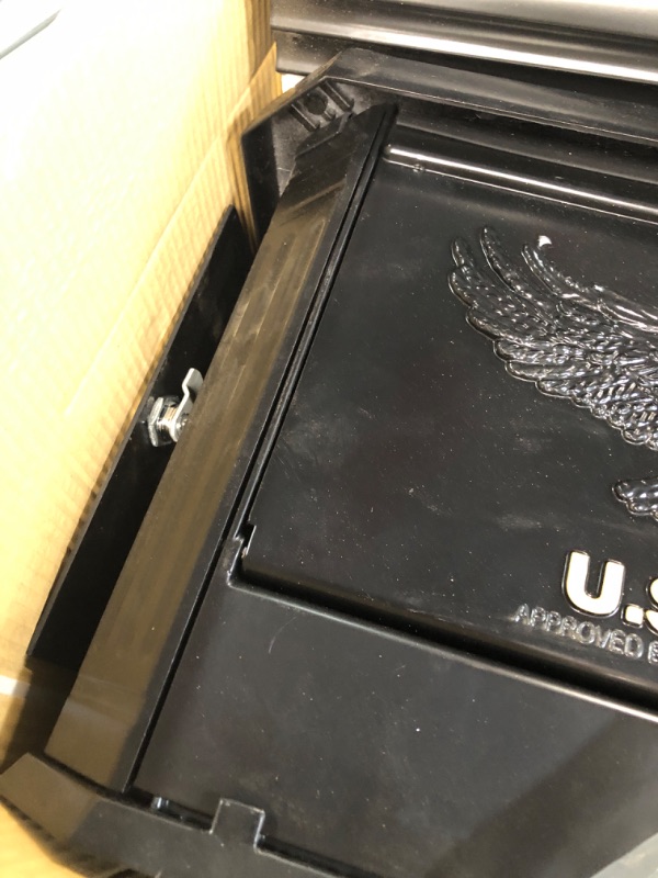 Photo 1 of *Used* Architectural Mailboxes Pedestal Black, Large, Aluminum, Locking, All-in-One Mailbox and Post Combo, Blacks

