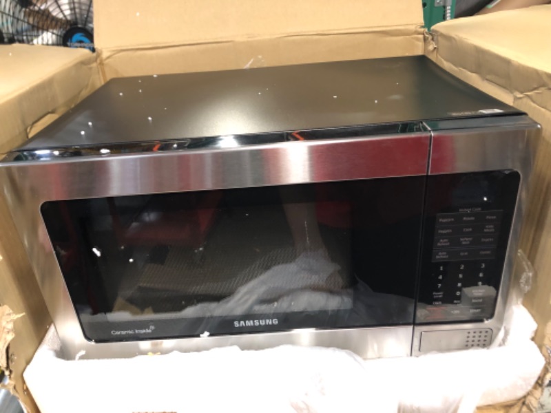 Photo 2 of 1.1 Cu. Ft. Countertop Microwave with Grilling Element