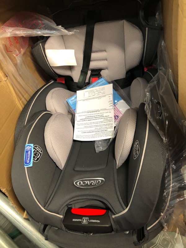 Photo 2 of Graco Slimfit 3 in 1 Car Seat |