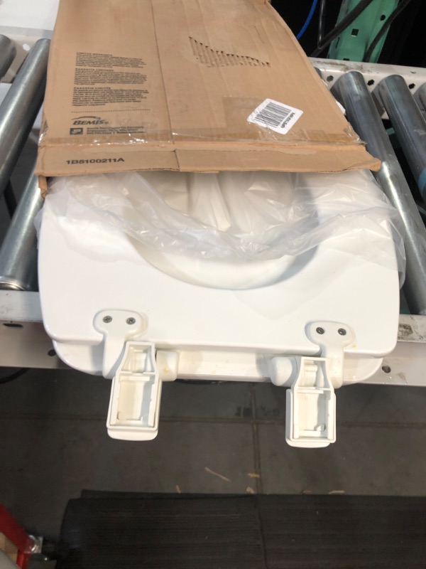 Photo 2 of * USED * 
BEMIS 1600E4 000 Ashland Toilet Seat with Slow Close, Never Loosens and Provide the Perfect Fit, ELONGATED, Enameled Wood, White 1 Pack Elongated - Premium Hinge White