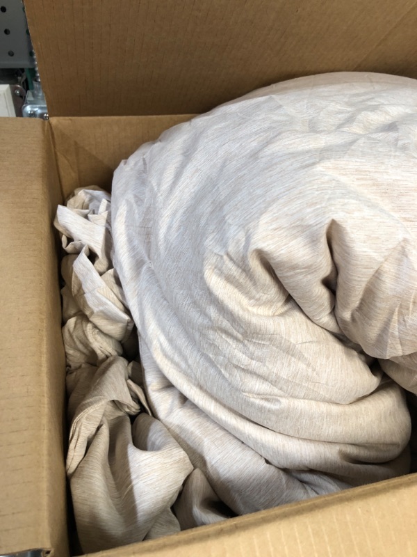 Photo 1 of * USED * 
BEIGE COMFORTER SET FULL 