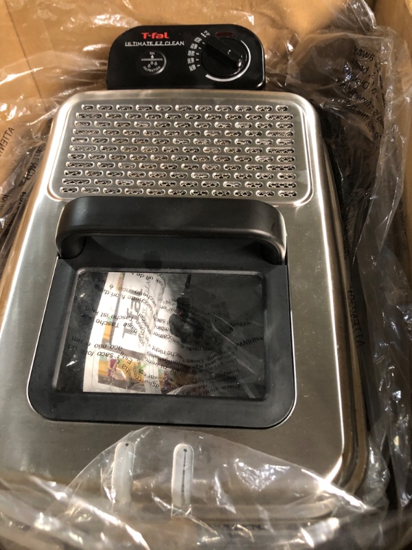 Photo 2 of * USED * 
T-fal Deep Fryer with Basket, Stainless Steel, Easy to Clean Deep Fryer, Oil Filtration, 2.6-Pound, Silver, Model FR8000 Clean oil filtration system