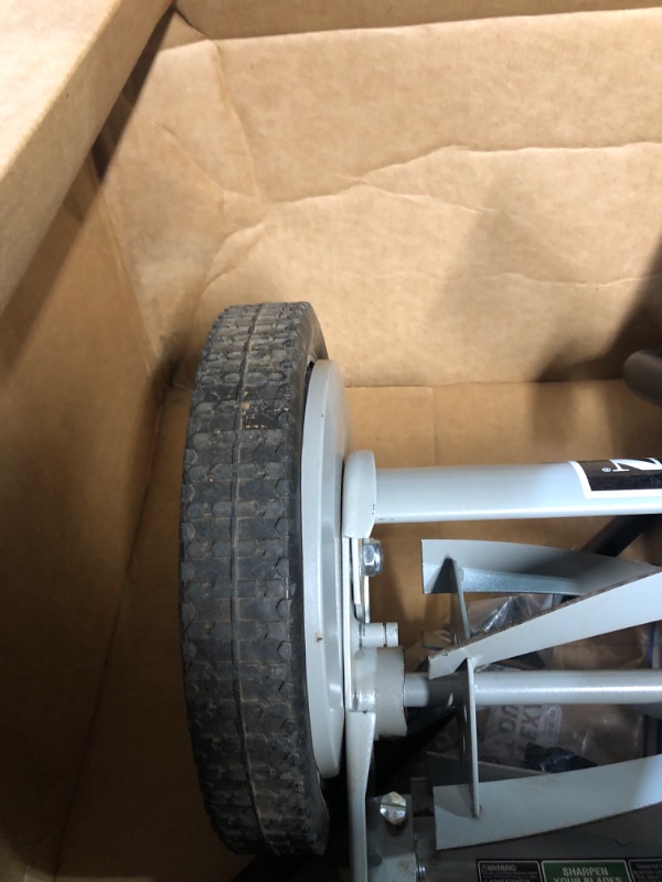 Photo 1 of * USED * 
American Lawn Mower 1815-18 18-Inch 5-Blade Reel Lawn Mower