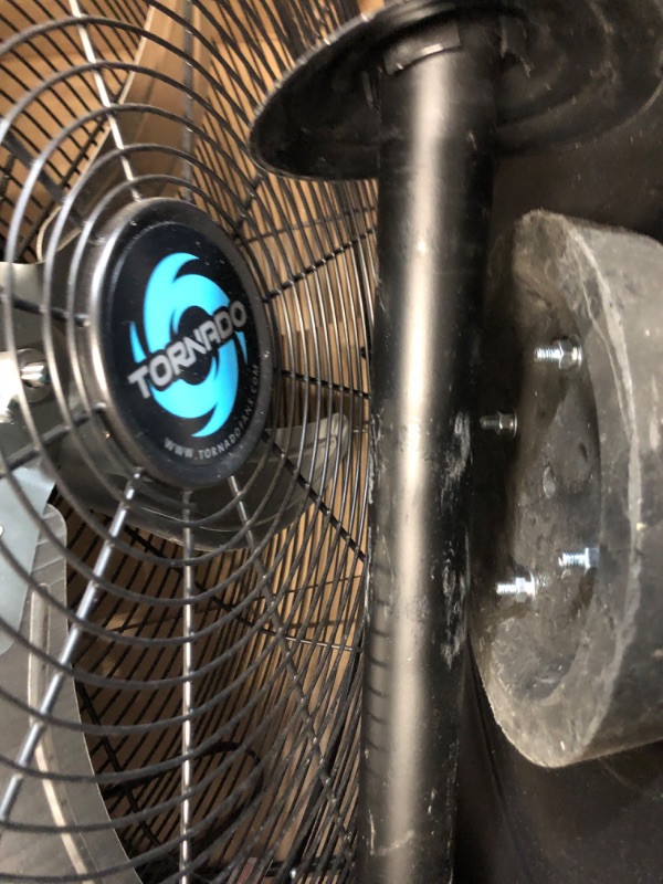Photo 3 of * USED * 
Tornado 20 Inch High Velocity Metal Oscillating Pedestal Fan Commercial, Industrial Use 3 Speed 5000 CFM 1/6 HP 6.6 FT Cord UL Safety Listed