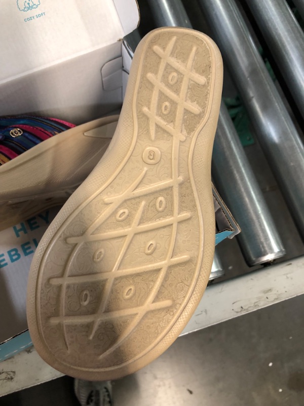 Photo 1 of BZees Women's, Smile Sandal 8.5 