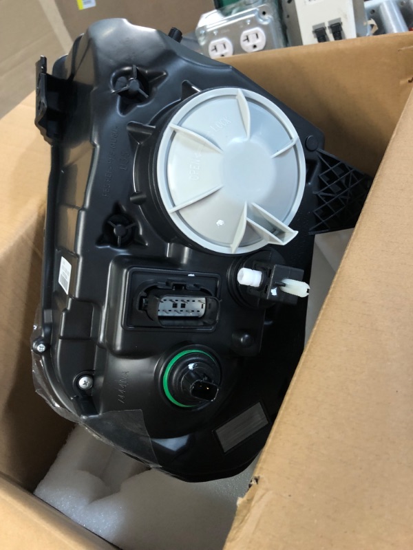 Photo 1 of Headlight Assembly Replacement for 2013-2014 Ford Mustang Driver Side Xenon Left Headlamp HID LH Bar Running Lamp