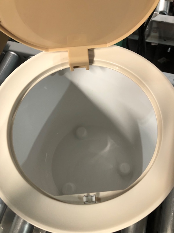 Photo 1 of 7Liter/1.8 Gallon Garbage can with Press top Lid
