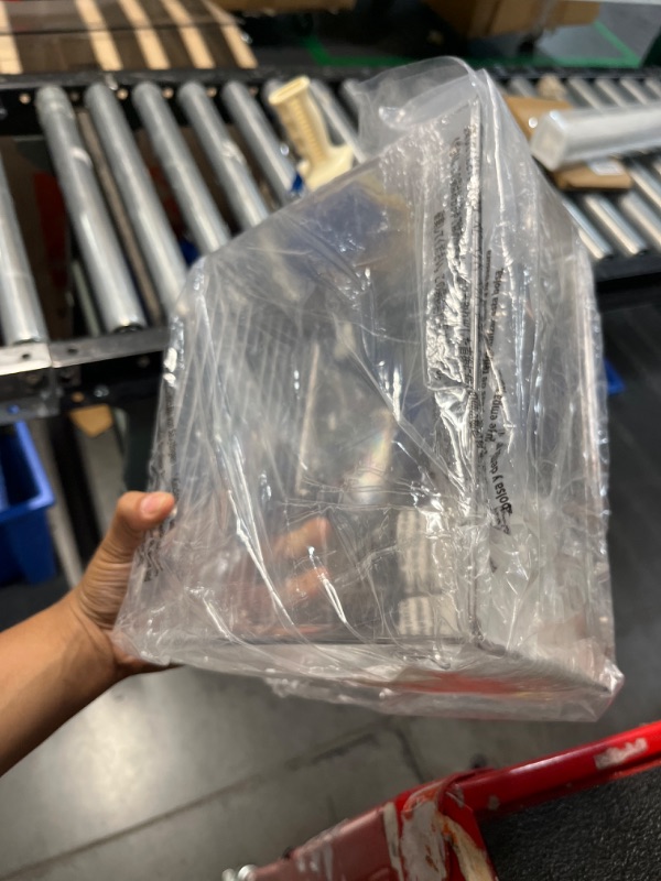 Photo 1 of clear container