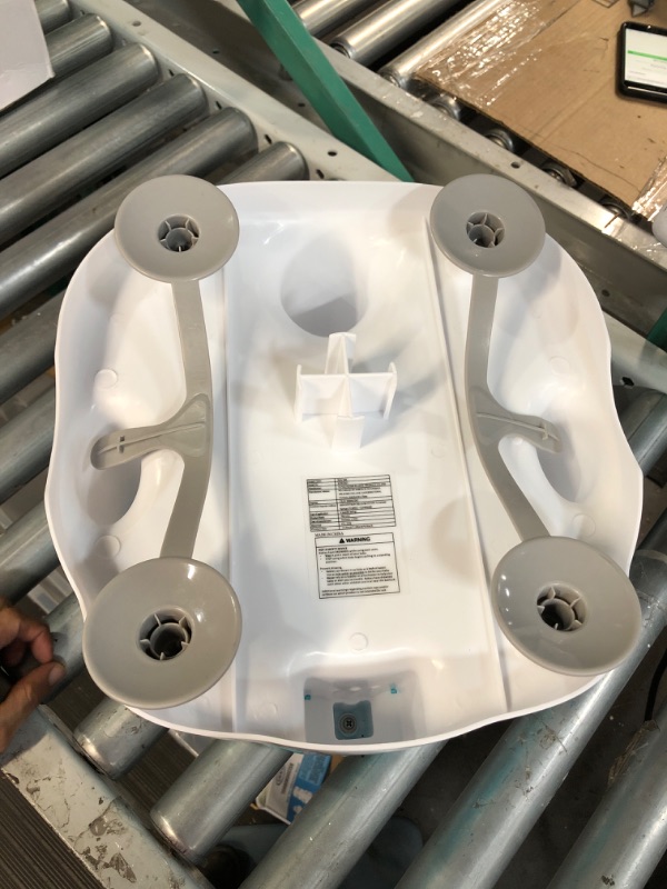 Photo 1 of Baby Bath Seat [Original],Infant Bath Seat,Bath Seat for Baby,Baby Bathtub Seat for Sit-Up 6-36 Months 4 Suction Cups Stability (White)