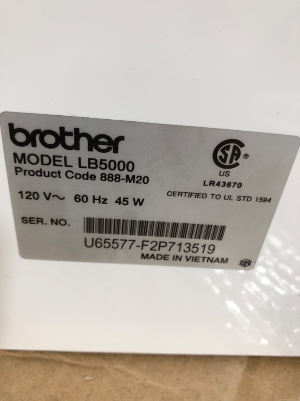 Photo 4 of [FOR PARTS]
Brother LB5000 Sewing and Embroidery Machine, 