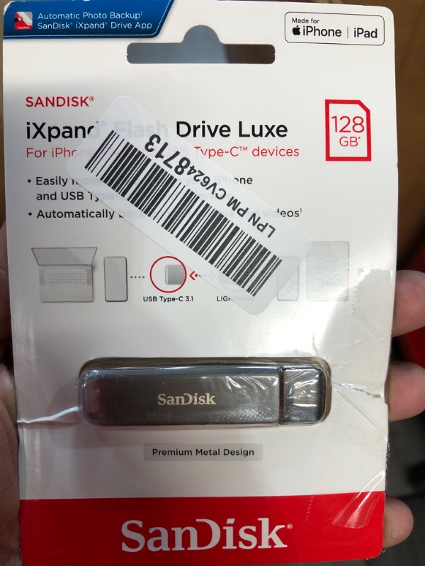 Photo 1 of SanDisk 128GB iXpand Flash Drive Luxe 