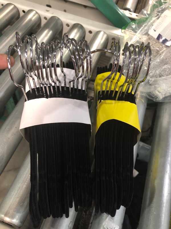 Photo 2 of 25 black velvet amazon basics hangers