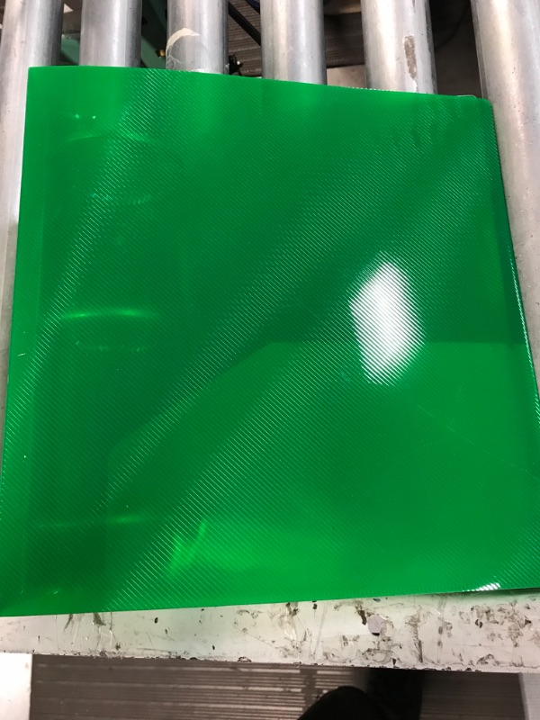 Photo 2 of  4-Inch 3 Ring View Binder green