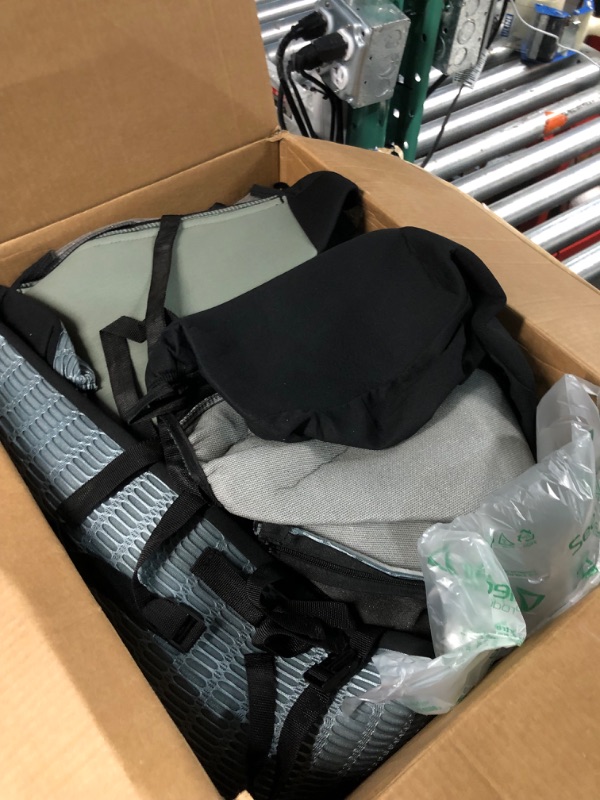 Photo 1 of FH Group Automotive Car Seat Covers Trendy Elegance 3D Air Mesh Cloth Full Set Gray Seat Covers