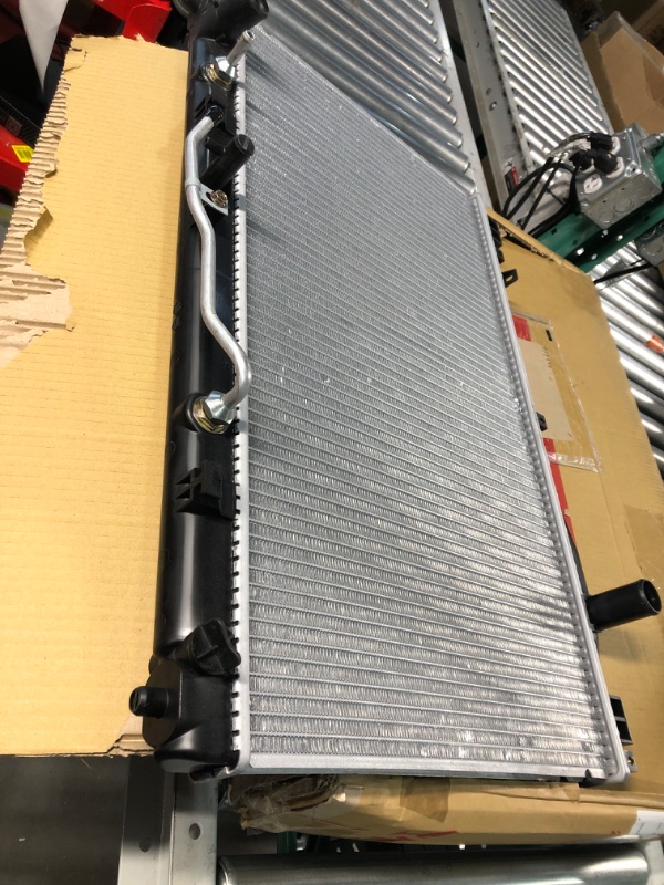 Photo 3 of Denso 221-0504 Radiator