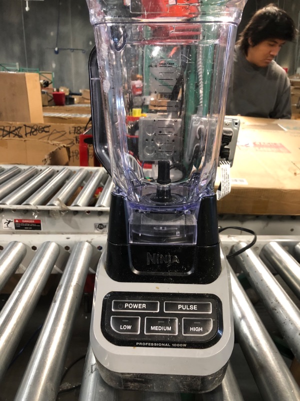 Photo 2 of **DOES NOT TURN ON(FOR PARTS ONLY)**Ninja BL610 Professional 72 Oz Countertop Blender with 1000-Watt Base and Total Crushing Technology for Smoothies, Ice and Frozen Fruit, Black, 9.5 in L x 7.5 in W x 17 in H with 25 Chef-inspired Recipes