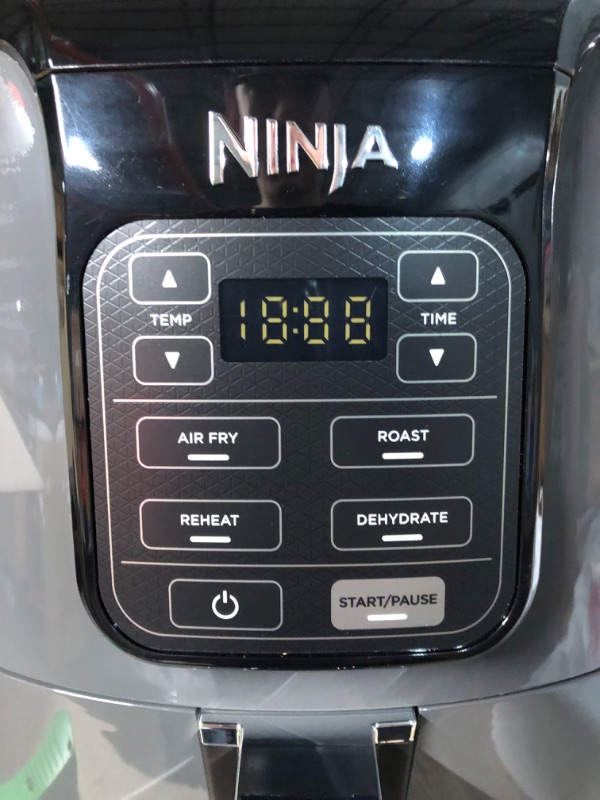 Photo 2 of *****DOES NOT TURN ON FOR PARTS  **** Ninja AF101 Air Fryer 