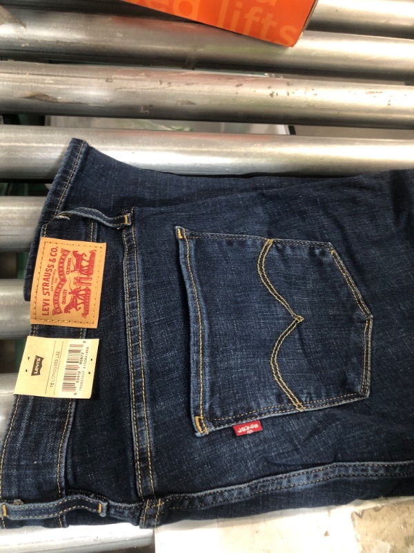 Photo 2 of Levi's Women's 721 High Rise Skinny Jeans, Blue Story, 33 (US 16) L **LOOK BRAND NEW**