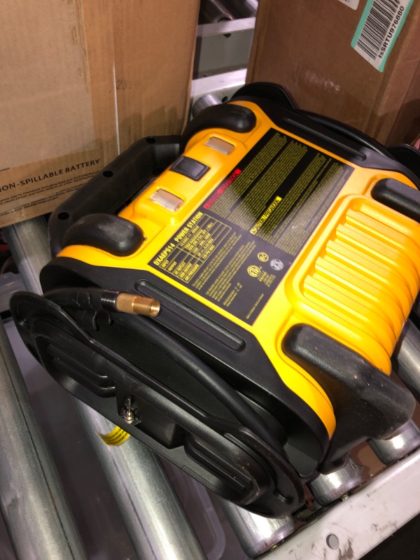 Photo 3 of DEWALT DXAEPS14 1600 Peak Battery Amp 12V Automotive Jump Starter/Power Station 