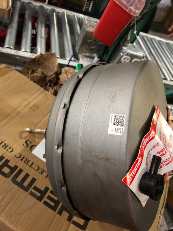 Photo 1 of Cardone 54-74402 Remanufactured Vacuum Power Brake Booster without Master Cylinder (Renewed)