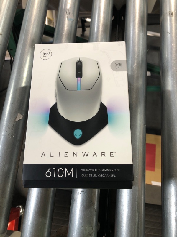 Photo 2 of New Alienware Wired/Wireless Gaming Mouse AW610M **NOT TESTED** *LOOKS NEW*
