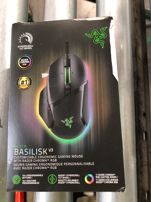 Photo 2 of Razer Basilisk V3 - Customizable Ergonomic Wired Gaming Mouse **NOT TESTED**