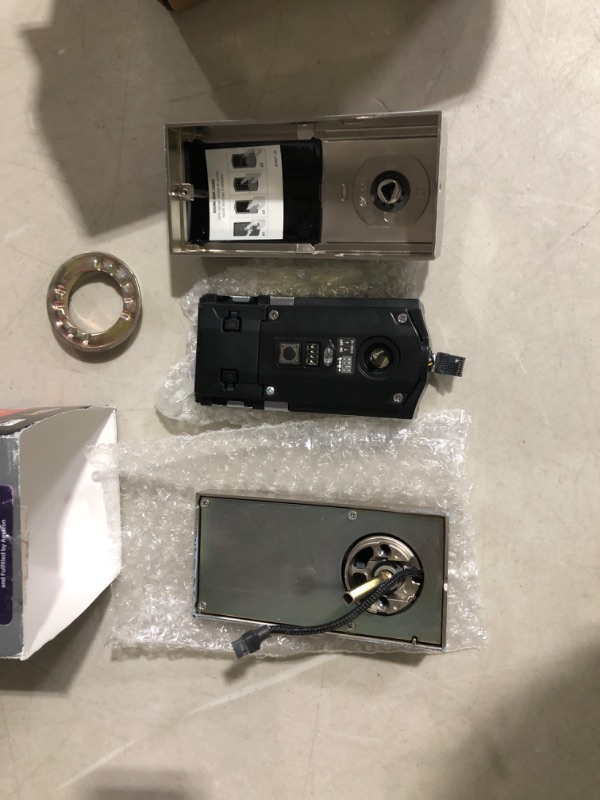 Photo 4 of **PARTS ONLY** **SEE CLERK NOTES** Kwikset 99160-021 SmartCode 916 Traditional Smart Lock