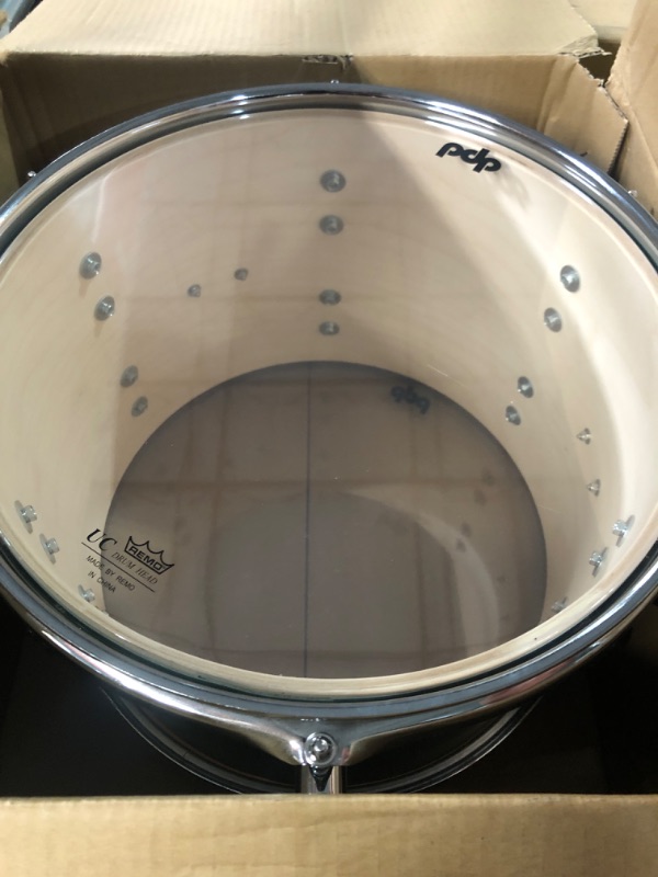 Photo 4 of **NOT FULL SET**BOX 10F2**
Pacific Drums CM6 Concept Maple Drum 6-Piece Shell Pack - Pearlescent White 
**NOT FULL SET**BOX 10F2**