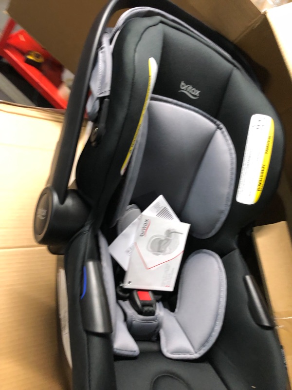 Photo 8 of Britax Willow S Infant Car Seat with Alpine Base, ClickTight Technology