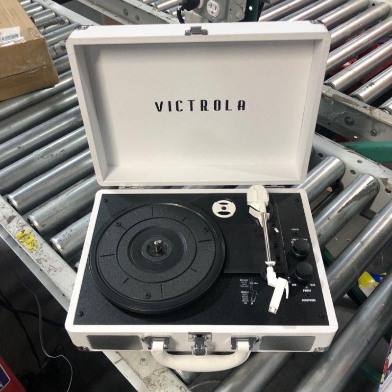 Photo 5 of Victrola VSC-400SB-CNV Bluetooth Suitcase Turntable Canvas 