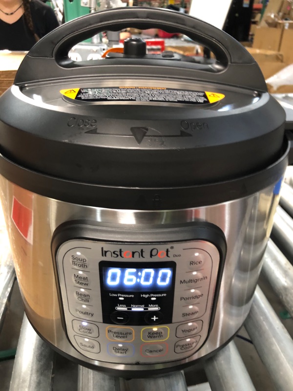 Photo 4 of **SEE NOTES** Instant Pot Duo 7-in-1, 8QT Duo