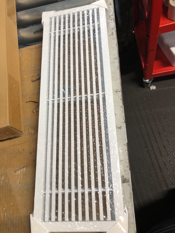 Photo 2 of 20" X 6" Aluminum Return Grille - Easy Air Flow - Linear Bar Grilles [Outer Dimensions: 21.5"w X 7.5"h] 20 X 6