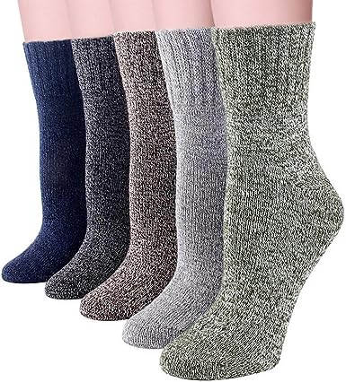 Photo 1 of Women's Wool Winter Socks, 5 pack