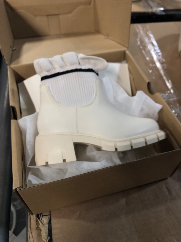 Photo 1 of Girls Boots, Size 9