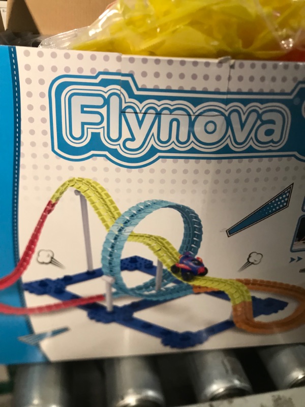 Photo 3 of flynova T raceset 