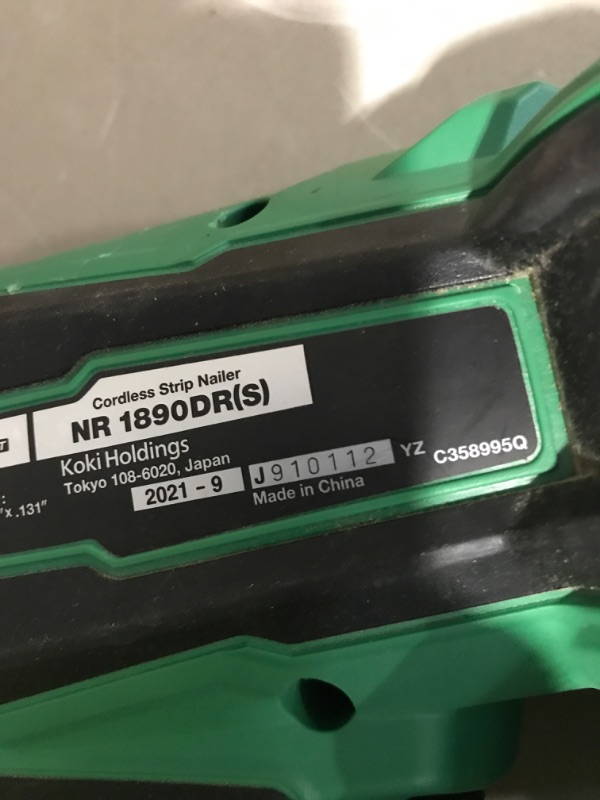 Photo 6 of * missing battery * see all images *
Metabo HPT Cordless Framing Nailer Kit, 18V, Brushless Motor, 2" Up To 3-1/2" Framing Nails, Compact 3.0 Ah Lithium Ion Battery,