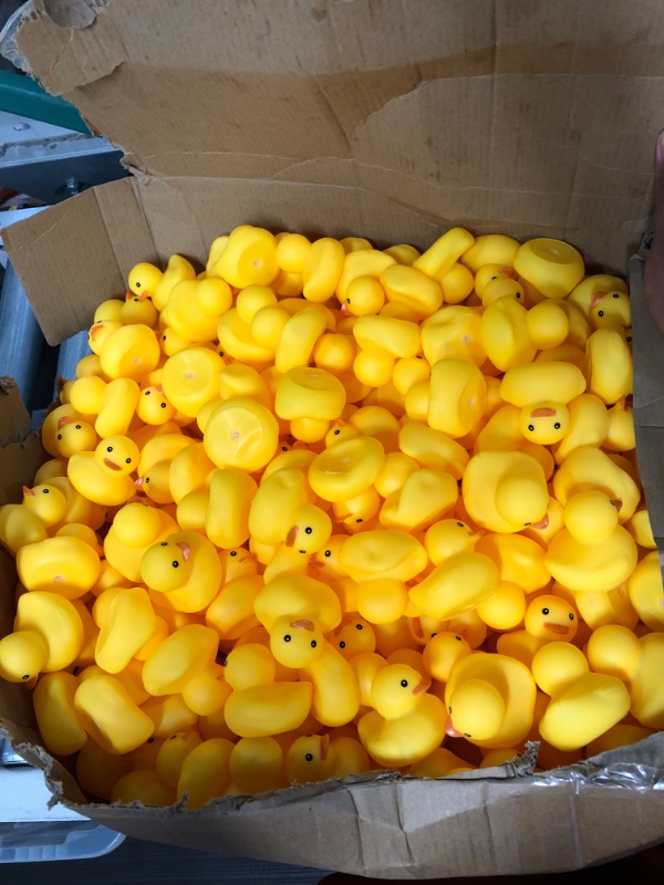 Photo 2 of 400 Pcs Mini Rubber Ducks Bulk, 2.17 x 1.97 x 1.85 Inch (Yellow)