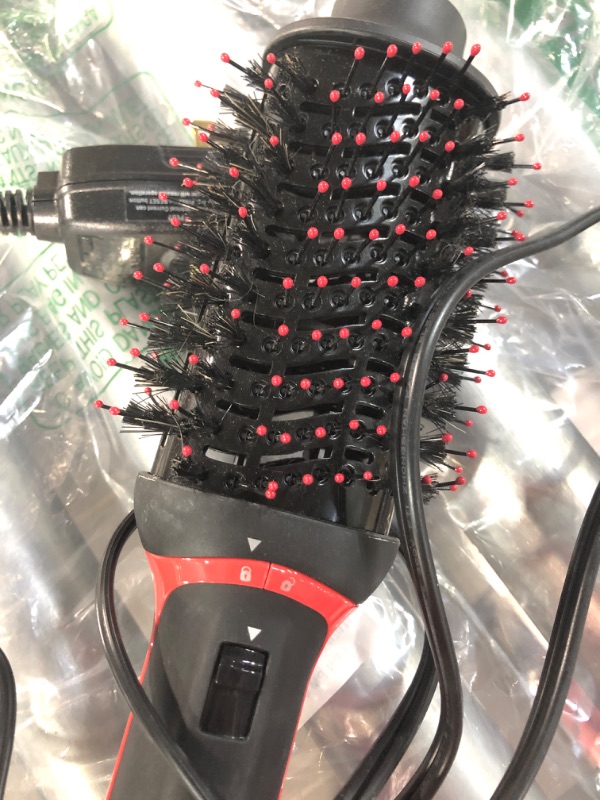 Photo 1 of UNTESTED Revlon One Step Volumizer PLUS 2.0 Hair Dryer and Hot Air Brush | Dry and Style 