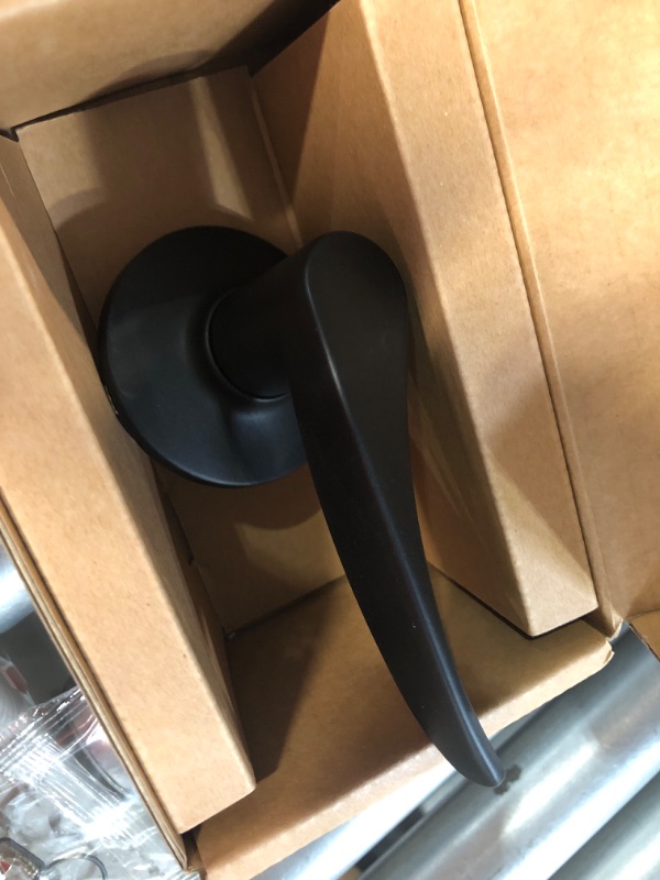 Photo 3 of * for one side of the door only *
Amazon Basics Manchester Dummy Door Lever, 65mm Dia x 104mm L, Matte Black