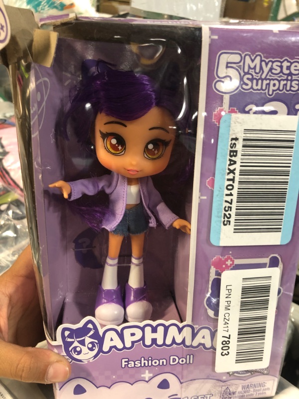 Photo 2 of Aphmau Fashion Doll; 5 Awesome Surprises, 1 of 3 Exclusive Glitter MeeMeows Mini Figure, Feline Fashion Original