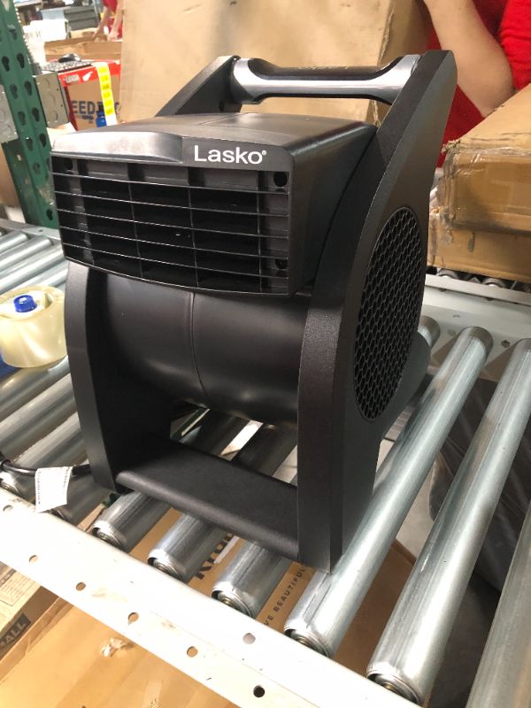 Photo 3 of ****USED/DAMAGED - SEE PICS****
Lasko High Velocity Pro-Performance Pivoting Utility Fan for Cooling, Ventilating, Exhausting and Drying at Home, Job Site and Work Shop, Black Grey U15617