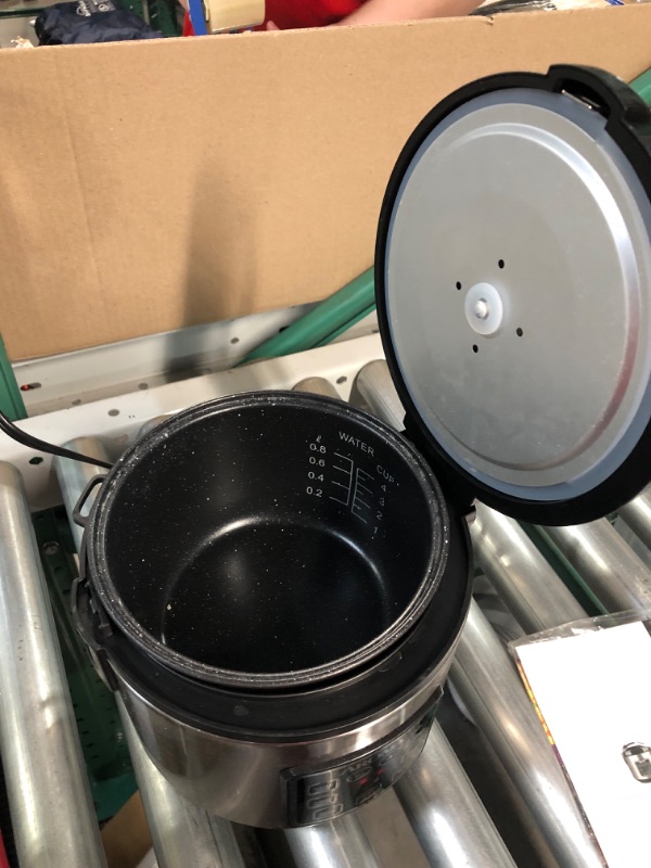 Photo 1 of ***USED***
Aroma Housewares ARC-914SBD Digital Cool-Touch Rice Grain Cooker and Food Steamer, Stainless, Silver, 4-Cup (Uncooked) / 8-Cup (Cooked) Basic