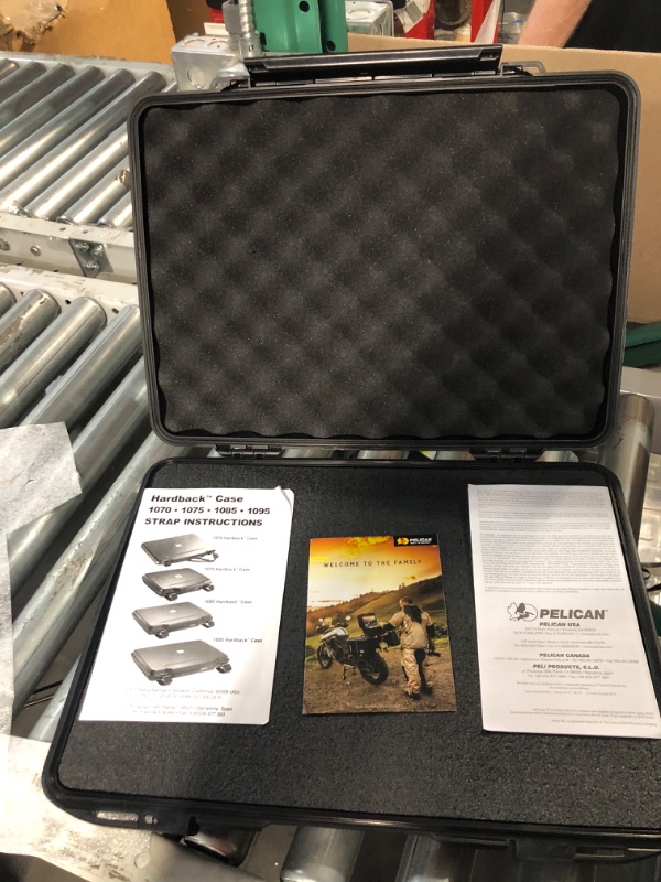 Photo 1 of Learning Resources 1090-020-110 Pelican 1095 Laptop Case With Foam Pick N Pluck Foam
