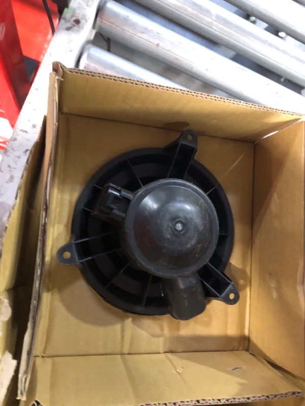 Photo 5 of TYC 700101 GMC/Chevrolet Replacement Blower Assembly