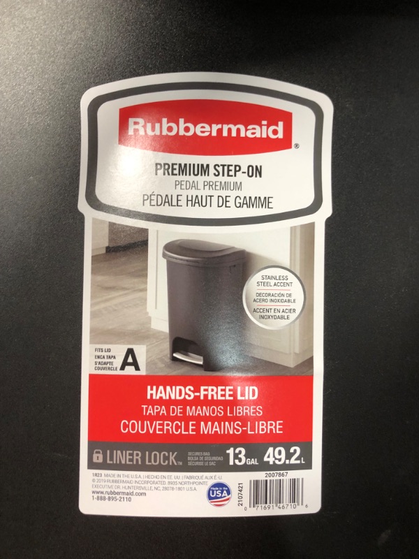 Photo 2 of **SEE NOTES**Rubbermaid Classic Step-On Lid Trash Can for Home, Kitchen, and Bathroom Garbage, 13 Gallon, Black