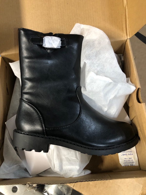 Photo 1 of Kids' Black Boots, Size 13