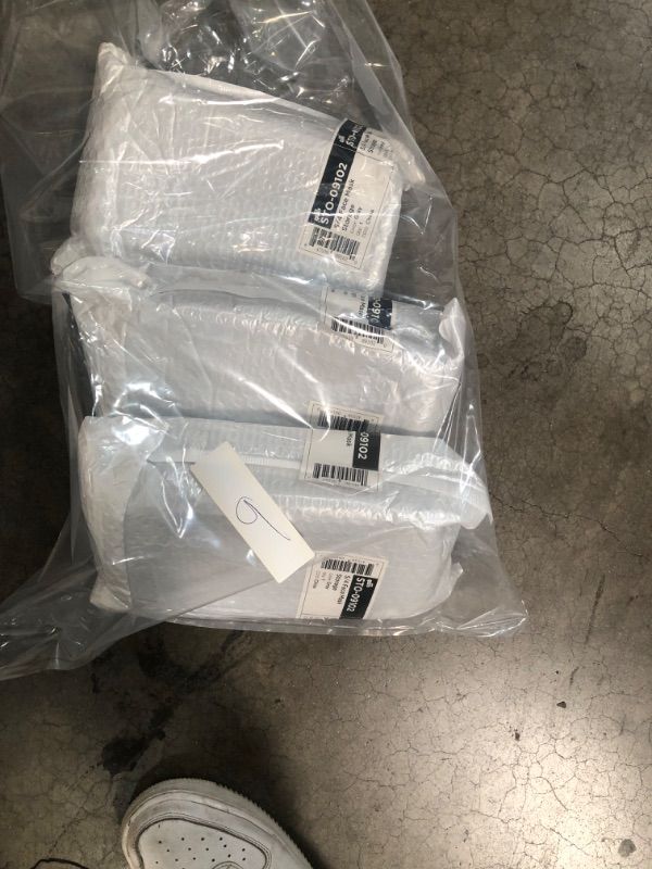 Photo 1 of 3 bundles of face mask