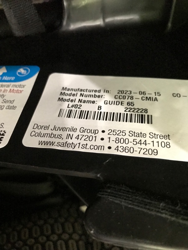 Photo 1 of Baby Trend EZ-Lift™ 35 Plus Infant Car Seat, Dash Black