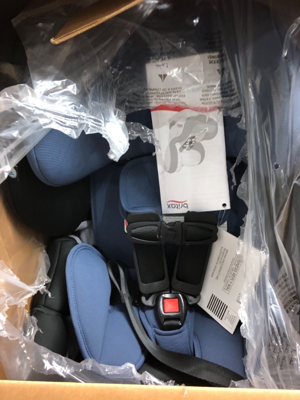 Photo 2 of Britax Boulevard Clicktight Convertible Car Seat, Blue Contour SafeWash Boulevard Blue Contour