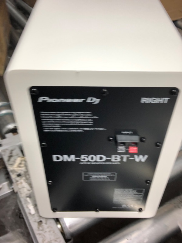 Photo 4 of Pioneer DJ DM-50D-BT-W 5-inch Desktop Active Monitor Speaker Pair with Bluetooth - White